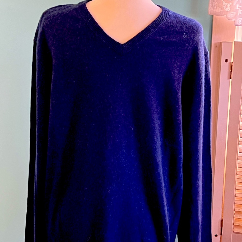 NWT MACY’S Club Room Men’s Navy Blue 100% Cashmere Sweater Size Large